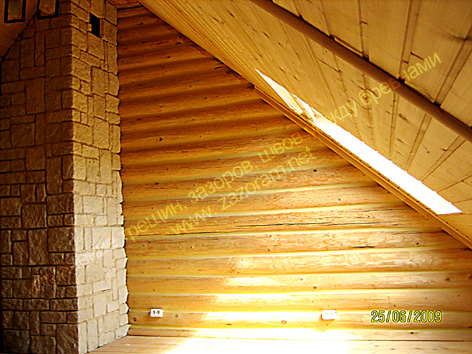 утепление мансарды деревянного дома-бани с применением эластичного герметика